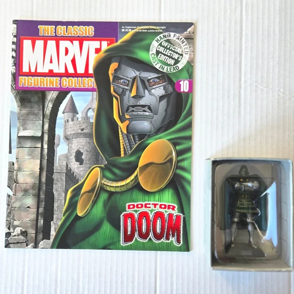 Eaglemoss 1:16 Classic Fantastic Four, Galactus, Silver Surfer and Dr. Doom‎